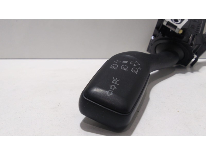 Recambio de mando intermitentes para audi a3 sportback (8p) 1.9 tdi attraction referencia OEM IAM 8P0953513E 48222 