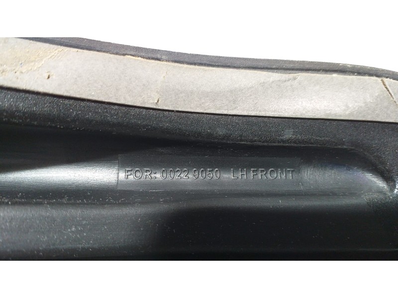 Recambio de molduras delanteras para suzuki grand vitara jb (jt) 2.0 jlx-a (5-ptas.) referencia OEM IAM J20A 56315 