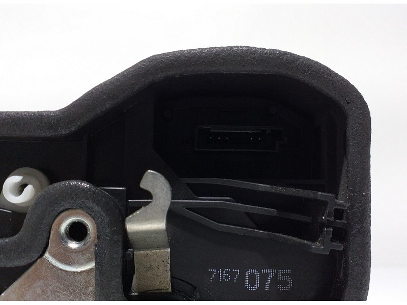 Recambio de cerradura puerta trasera izquierda para bmw x5 (e70) 3.0d referencia OEM IAM 7167075 60225 