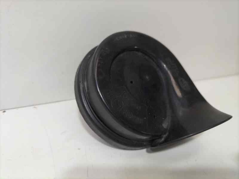 Recambio de claxon para audi a4 berlina (8e) 2.5 tdi (120kw) referencia OEM IAM 8E0951221 83093 