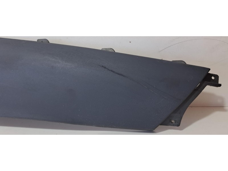 Recambio de molduras traseras para piaggio (vespa) x9 x9 125 evolution referencia OEM IAM SX577997 76787 