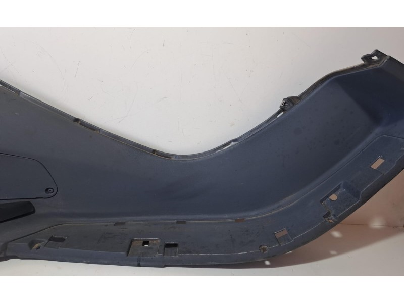 Recambio de molduras delanteras para piaggio (vespa) x9 x9 125 evolution referencia OEM IAM PIAGGIO620000DX 76790 