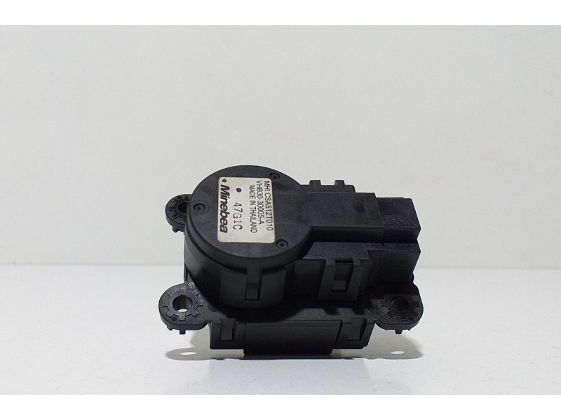 Recambio de motor apertura trampillas climatizador para mitsubishi outlander (gf0) 2.0 cat referencia OEM IAM CSA512T010 60239 