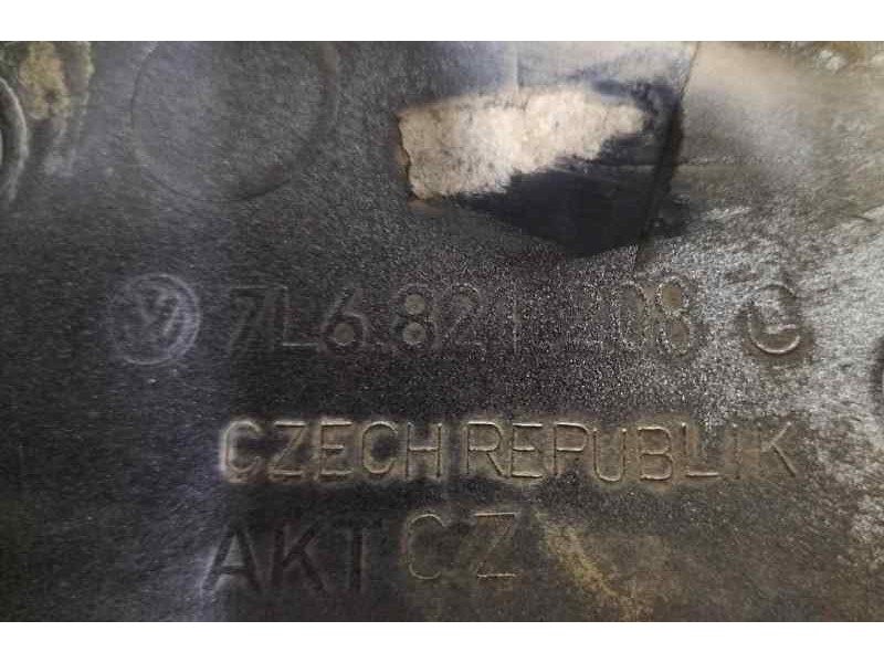 Recambio de aleta delantera derecha para volkswagen touareg (7la) tdi v10 referencia OEM IAM 7L6821208C 81333 