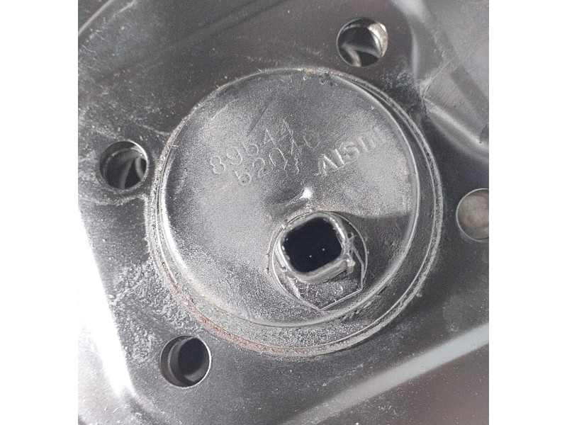 Recambio de mangueta trasera izquierda para toyota auris hybrid active referencia OEM IAM 8954452040 67239 