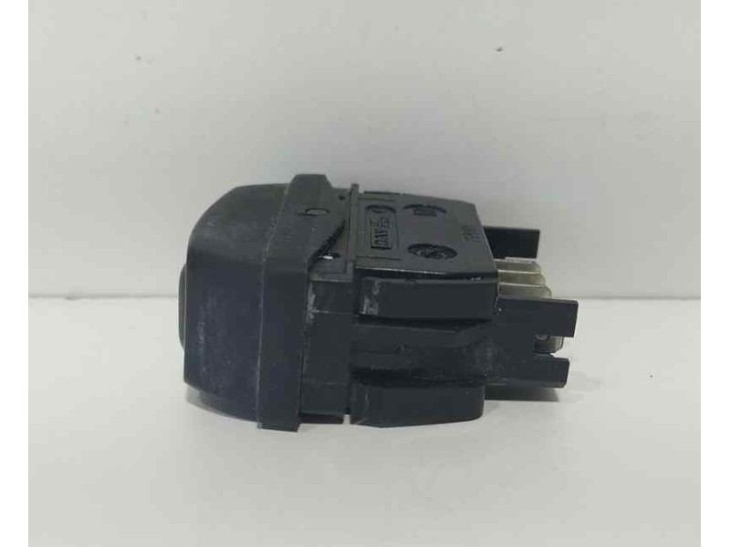 Recambio de mando elevalunas delantero derecho para citroën xsara picasso 2.0 hdi exclusive referencia OEM IAM 6552TA 86183 