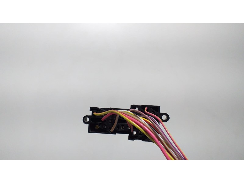 Recambio de mando elevalunas delantero derecho para ford mustang gt cabrio referencia OEM IAM 4.6I 62177 