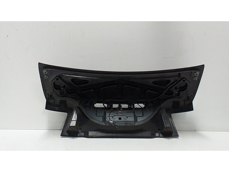 Recambio de porton trasero para ford mustang gt cabrio referencia OEM IAM 4.6I 74843 