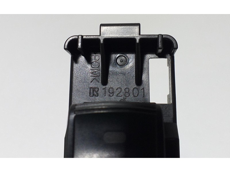 Recambio de mando elevalunas trasero izquierdo para toyota auris hybrid active referencia OEM IAM 192801 67261 