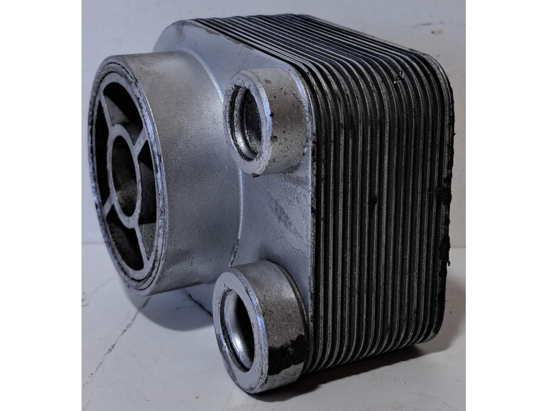 Recambio de enfriador aceite motor para renault megane ii berlina 3p confort authentique referencia OEM IAM 8200267937F 76856 R