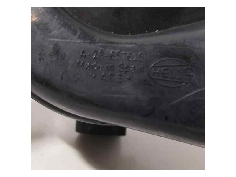 Recambio de claxon para audi a4 berlina (8e) 2.5 tdi (120kw) referencia OEM IAM 8E0951223 83124 