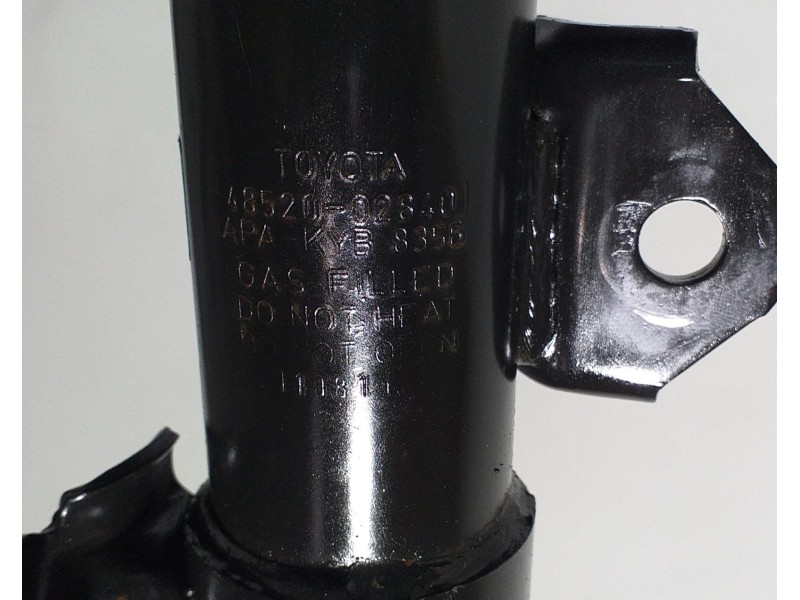 Recambio de amortiguador delantero izquierdo para toyota auris hybrid active referencia OEM IAM 4852002840 67270 