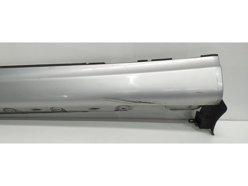 Recambio de estribo para mercedes-benz clase c (w203) sportcoupe c 220 cdi (203.706) referencia OEM IAM A2036900540 56360 