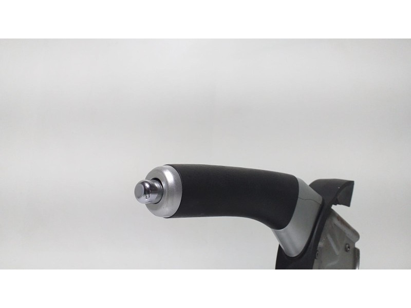 Recambio de palanca freno de mano para toyota auris hybrid active referencia OEM IAM 11329289 67272 
