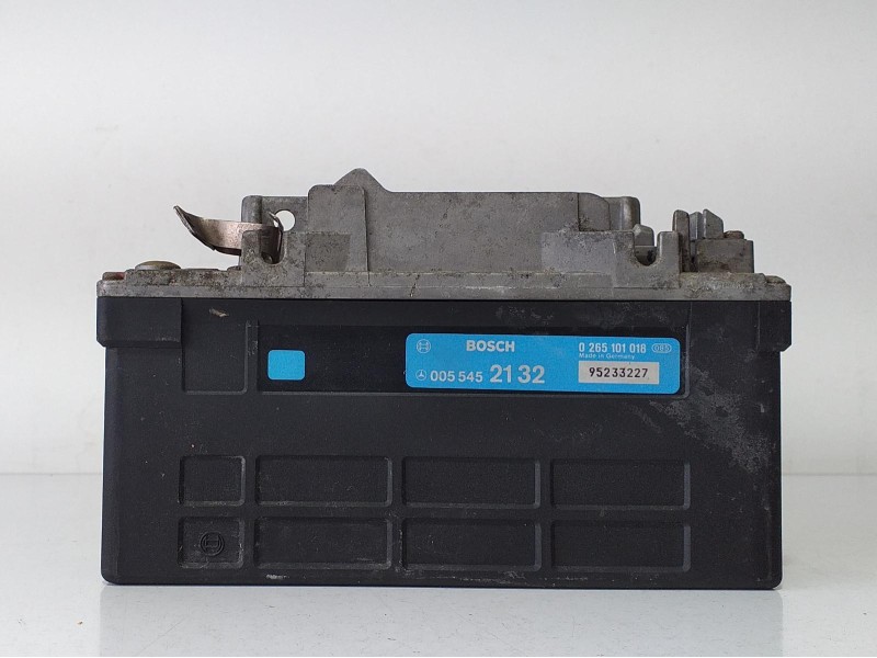 Recambio de centralita abs para mercedes-benz clase e (w124) berlina e 300 diesel (124.131) referencia OEM IAM 0055452132 70175 