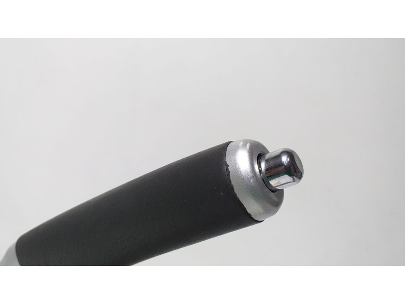 Recambio de palanca freno de mano para toyota auris hybrid active referencia OEM IAM 11329289 67272 