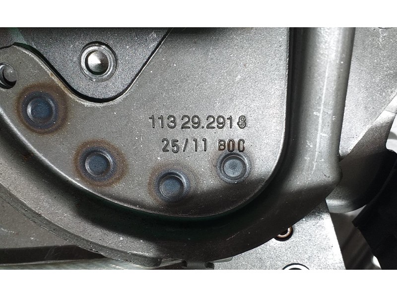 Recambio de palanca freno de mano para toyota auris hybrid active referencia OEM IAM 11329289 67272 