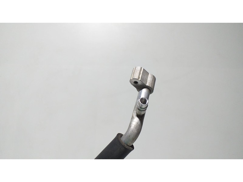 Recambio de tubos aire acondicionado para toyota auris hybrid active referencia OEM IAM 8870702180 67273 