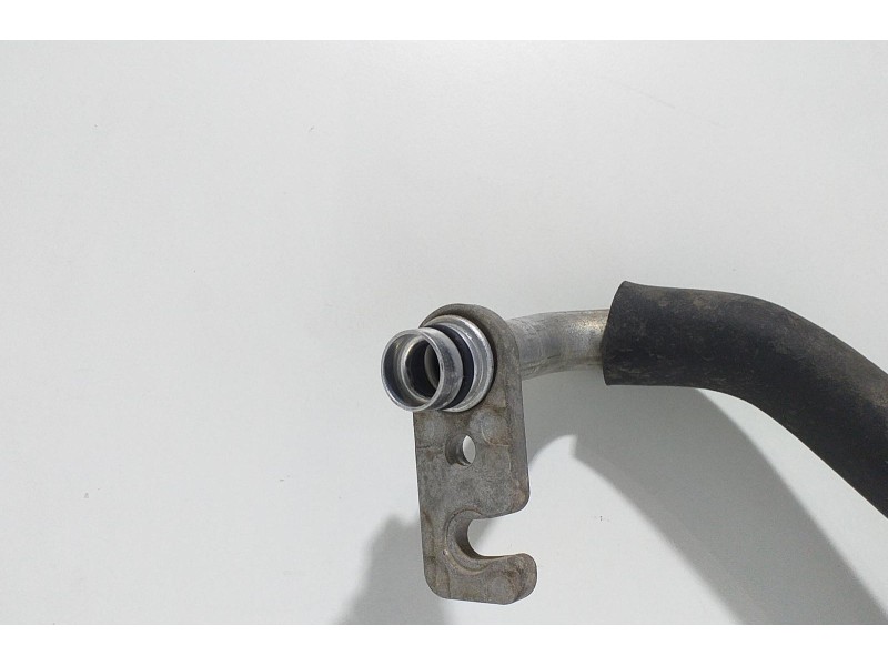 Recambio de tubos aire acondicionado para toyota auris hybrid active referencia OEM IAM 8870702180 67273 