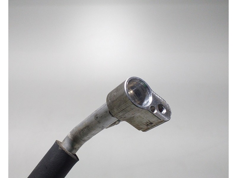 Recambio de tubos aire acondicionado para toyota auris hybrid active referencia OEM IAM 8870702180 67273 