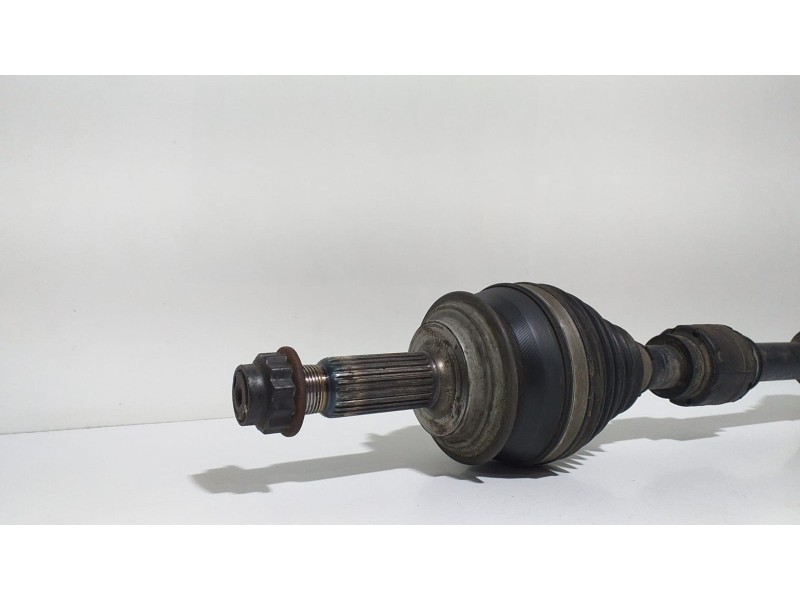 Recambio de transmision delantera izquierda para toyota auris hybrid active referencia OEM IAM DE14L 67274 