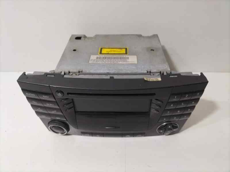 Recambio de sistema audio / radio cd para mercedes-benz clase e (w211) berlina e 200 cdi (211.004) referencia OEM IAM A211820209