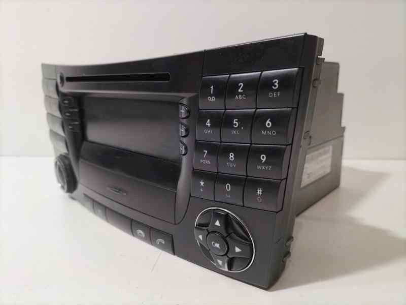 Recambio de sistema audio / radio cd para mercedes-benz clase e (w211) berlina e 200 cdi (211.004) referencia OEM IAM A211820209