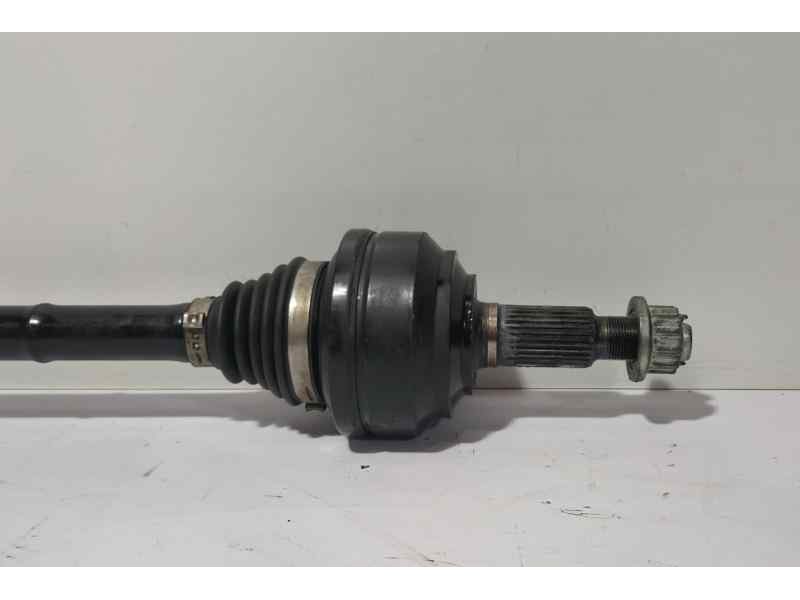 Recambio de transmision trasera derecha para volkswagen touareg (7la) tdi v10 referencia OEM IAM 7L0501201A 81364 