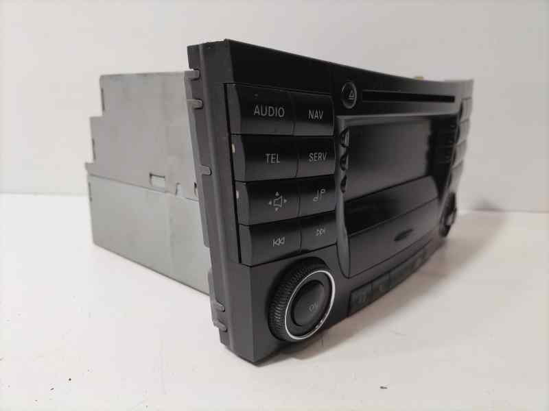 Recambio de sistema audio / radio cd para mercedes-benz clase e (w211) berlina e 200 cdi (211.004) referencia OEM IAM A211820209
