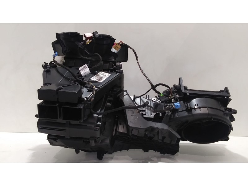 Recambio de calefaccion entera normal para audi a3 sportback (8p) 1.9 tdi attraction referencia OEM IAM 8P1820003R 48341 
