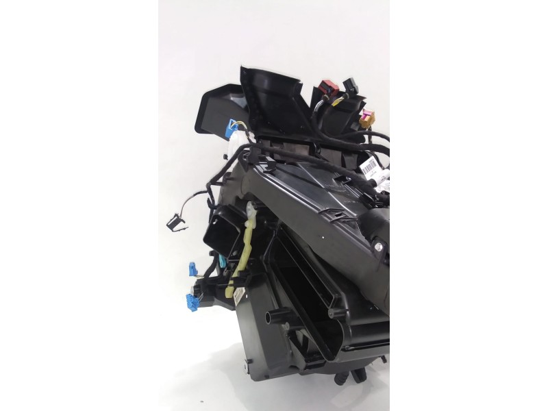 Recambio de calefaccion entera normal para audi a3 sportback (8p) 1.9 tdi attraction referencia OEM IAM 8P1820003R 48341 