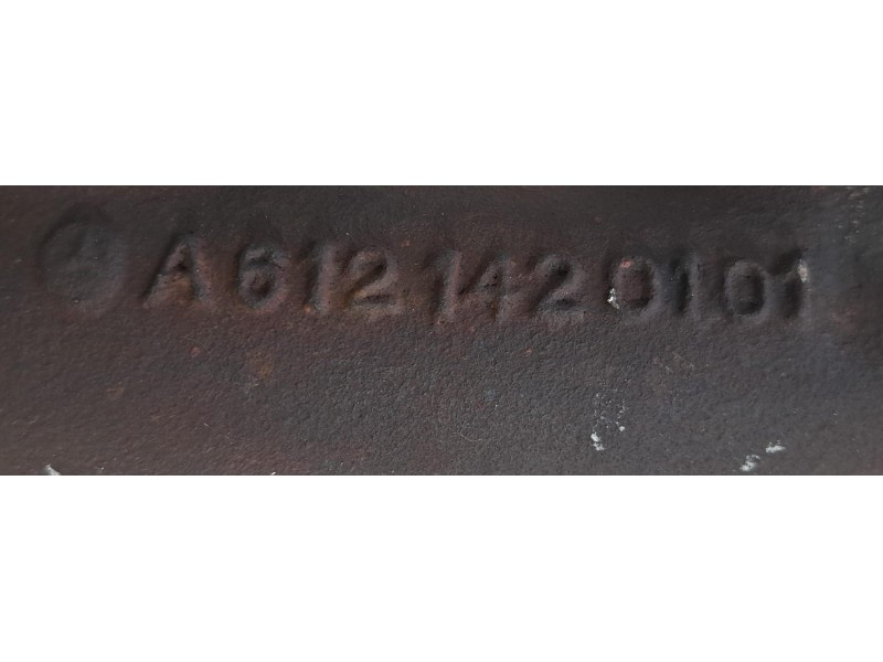 Recambio de colector escape para mercedes-benz clase e (w211) berlina 2.7 cdi cat referencia OEM IAM A6121420101 76869 R