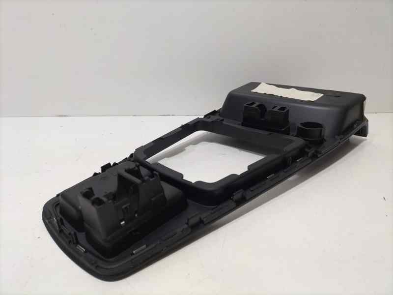 Recambio de molduras delanteras para seat leon (5f1) reference referencia OEM IAM 5F1863283D 83708 