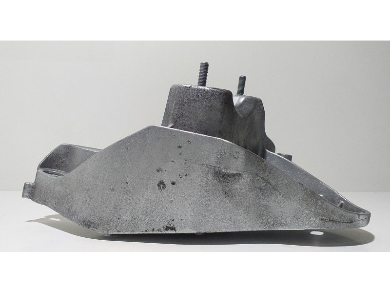 Recambio de soporte motor izquierdo para audi a6 avant (4f5) 3.0 tdi quattro referencia OEM IAM 4F0199351H 56378 