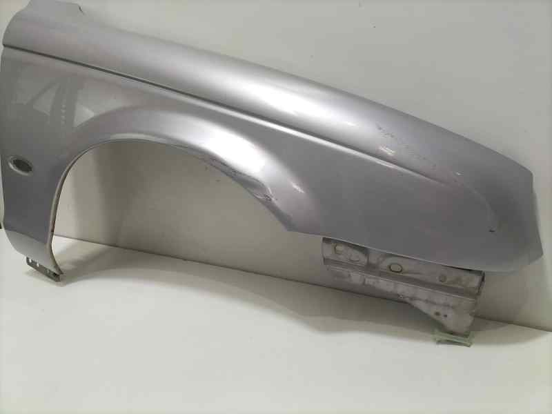 Recambio de aleta delantera derecha para jaguar s-type referencia OEM IAM XR826896 86205 