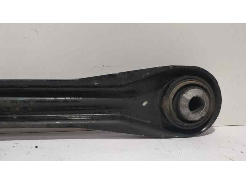Recambio de brazo suspension inferior trasero izquierdo para volkswagen touareg (7la) tdi v10 referencia OEM IAM 7L0501531A 8137