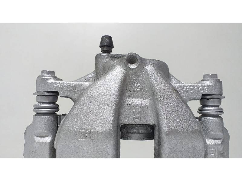Recambio de pinza freno delantera derecha para toyota auris hybrid active referencia OEM IAM 4773002341 67282 