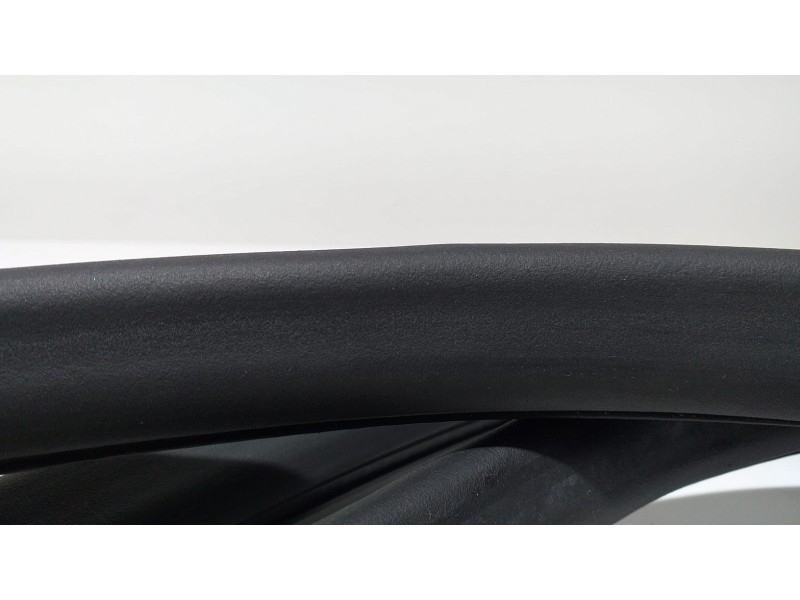 Recambio de goma contorno para audi a6 avant (4f5) 3.0 tdi quattro referencia OEM IAM 4F0831721 56400 