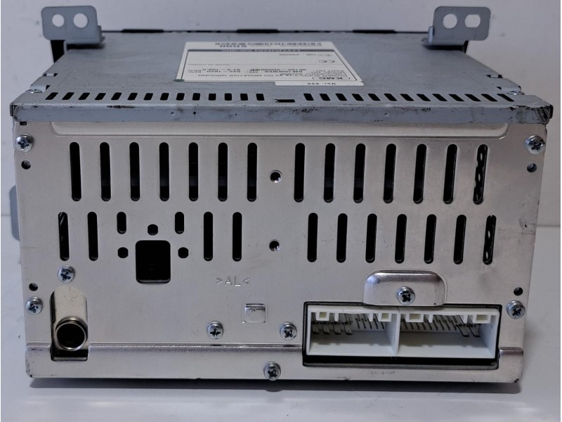 Recambio de sistema audio / radio cd para kia sportage concept 4x2 referencia OEM IAM 961503U000WK 76878 R