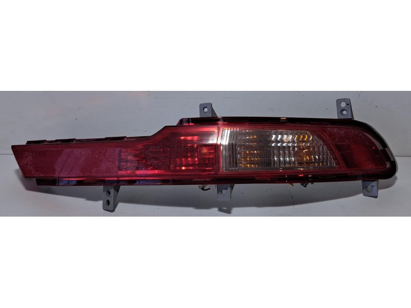 Recambio de piloto trasero derecho paragolpes para kia sportage concept 4x2 referencia OEM IAM 924063U300 76880 R