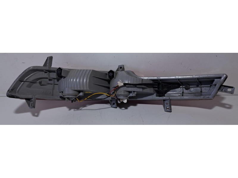 Recambio de piloto trasero derecho paragolpes para kia sportage concept 4x2 referencia OEM IAM 924063U300 76880 R