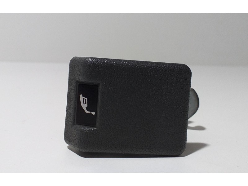 Recambio de tapa exterior combustible para mitsubishi montero (v20/v40) 2500 td glx (4-ptas.) referencia OEM IAM 4D56TD 56422 