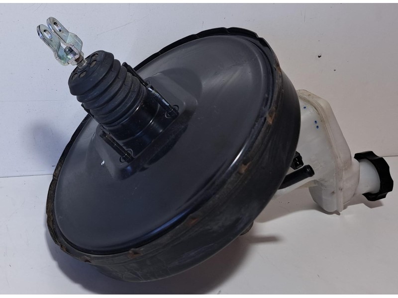 Recambio de servofreno para kia sportage concept 4x2 referencia OEM IAM 585002S251 76888 R