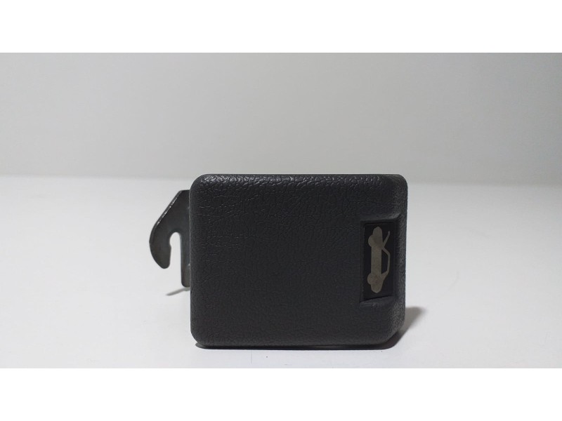 Recambio de cerradura capot para mitsubishi montero (v20/v40) 2500 td glx (4-ptas.) referencia OEM IAM 4D56TD 56423 