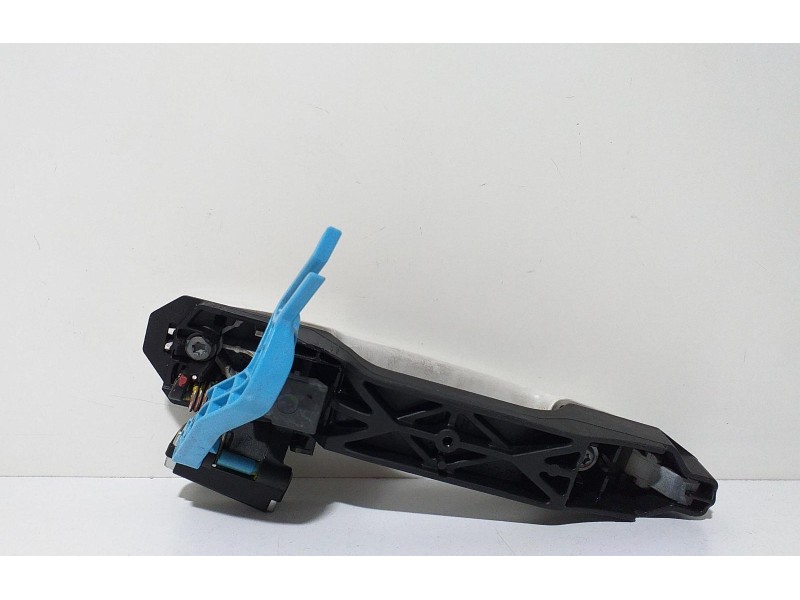 Recambio de maneta exterior trasera derecha para toyota auris hybrid active referencia OEM IAM 6921112220A0 67302 