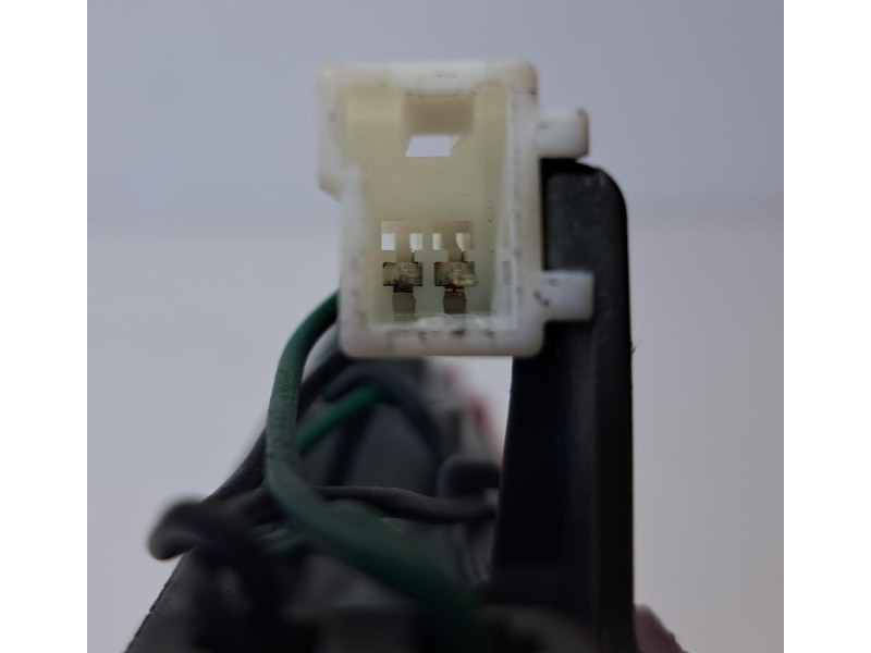 Recambio de luz central de freno para kia sportage concept 4x2 referencia OEM IAM 927003W120 76889 R