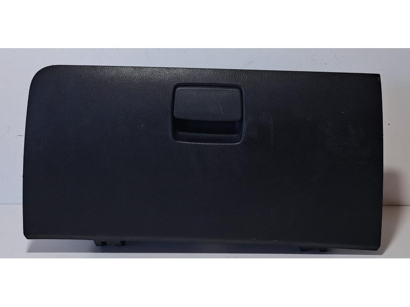 Recambio de guantera para kia sportage concept 4x2 referencia OEM IAM 845103U030WK 76890 R