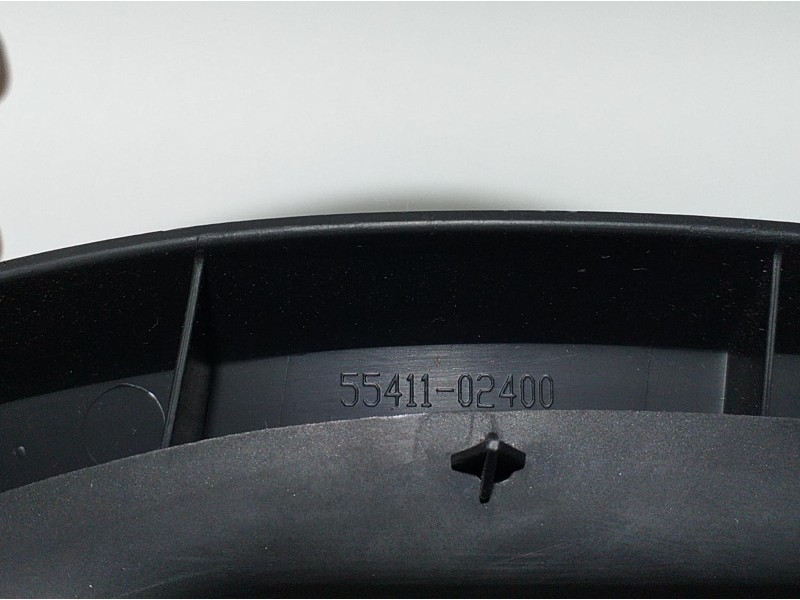 Recambio de cuadro instrumentos para toyota auris hybrid active referencia OEM IAM 5541102400 67308 