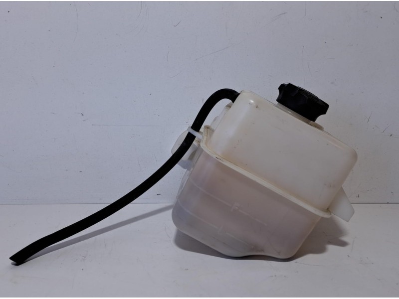 Recambio de deposito expansion para kia sportage concept 4x2 referencia OEM IAM 254302S050 76892 R