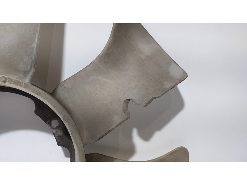 Recambio de maza embrague viscoso para nissan patrol (k/w160) hardtop (k160) referencia OEM IAM SD33 67316 